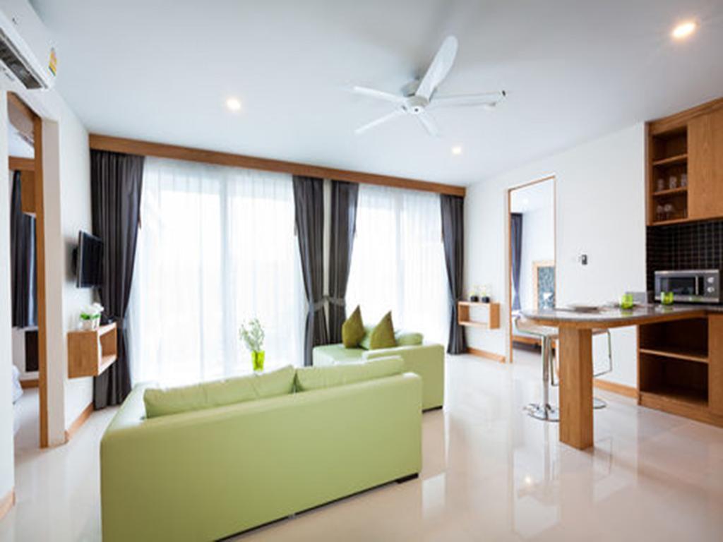 Grand Nai Harn Suites Rawai Eksteriør billede