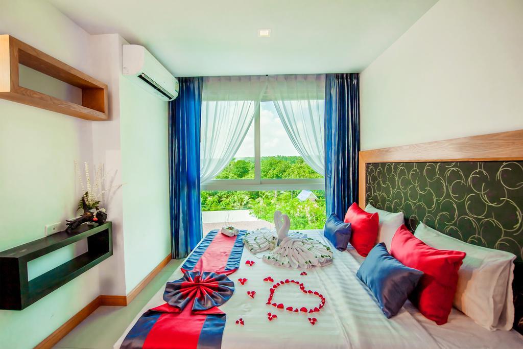 Grand Nai Harn Suites Rawai Eksteriør billede